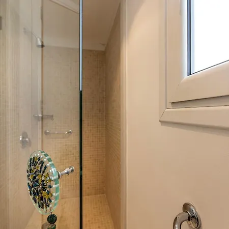 Seafront Alemar Villa *