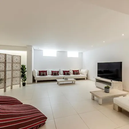 Seafront Alemar Villa