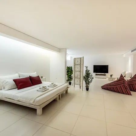 Seafront Alemar Villa