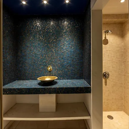 Villa Seafront Alemar *