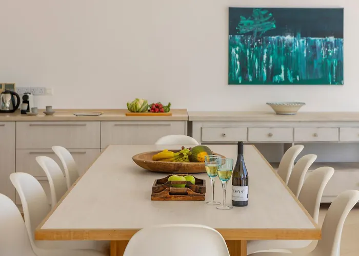 Villa Seafront Alemar *