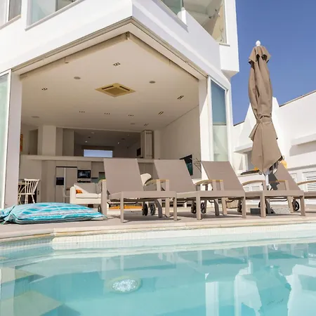 Villa Seafront Alemar Protaras