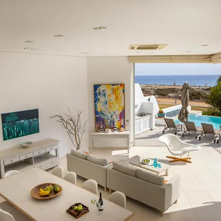Villa Seafront Alemar Protaras