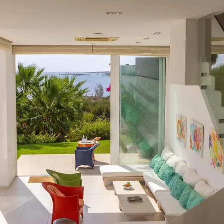 Seafront Alemar Villa