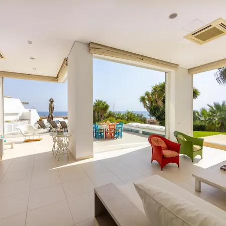 Villa Seafront Alemar Protaras