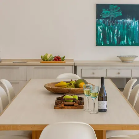 Villa Seafront Alemar *