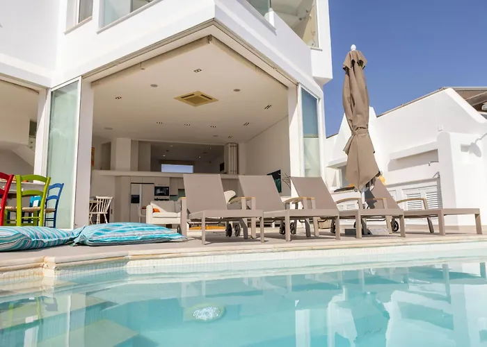 فيلة Seafront Alemar بروتاراس