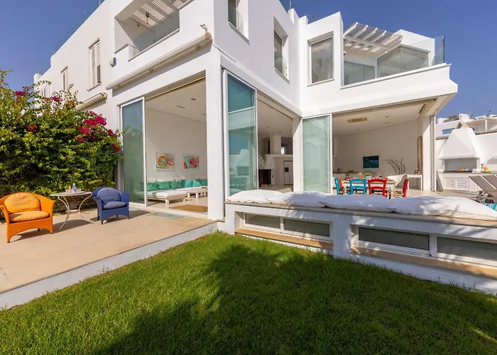 Seafront Alemar Villa