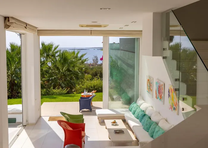 Seafront Alemar Villa