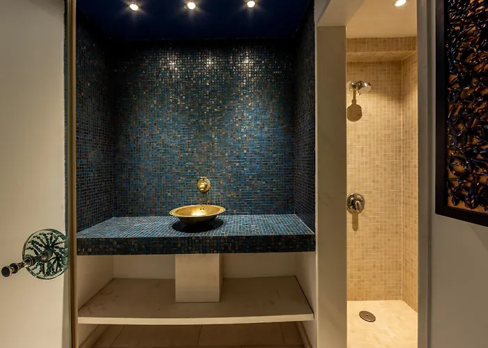 Villa Seafront Alemar *